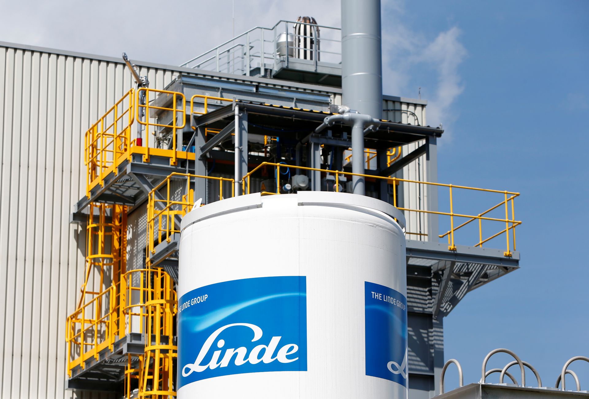 linde cover photo